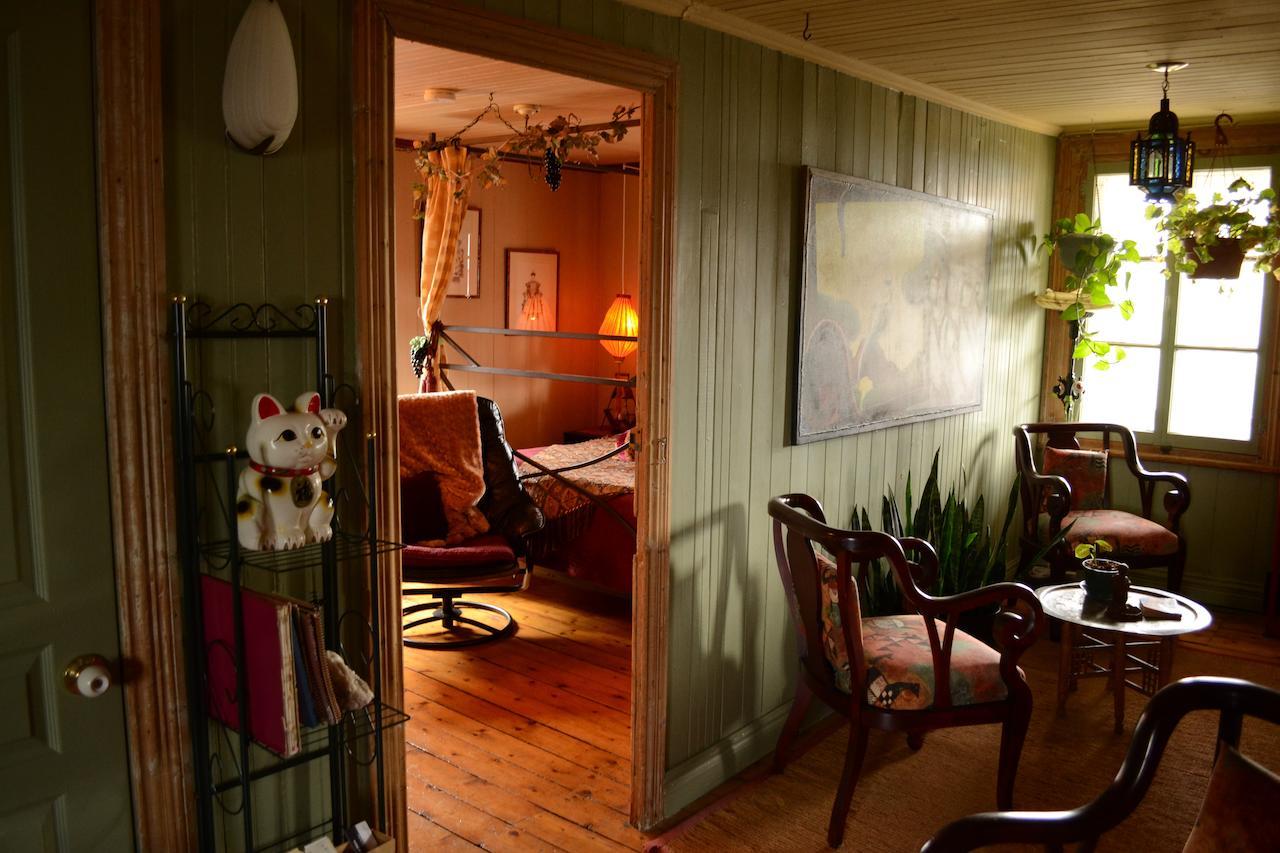 Gite Au Toit Bleu Bed & Breakfast Sainte-Famille ภายนอก รูปภาพ